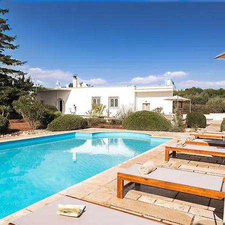 Helloapulia - Trulli Domenico Villa