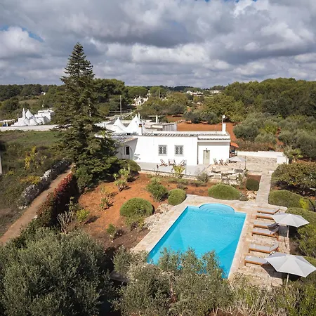 Helloapulia - Trulli Domenico Villa Martina Franca